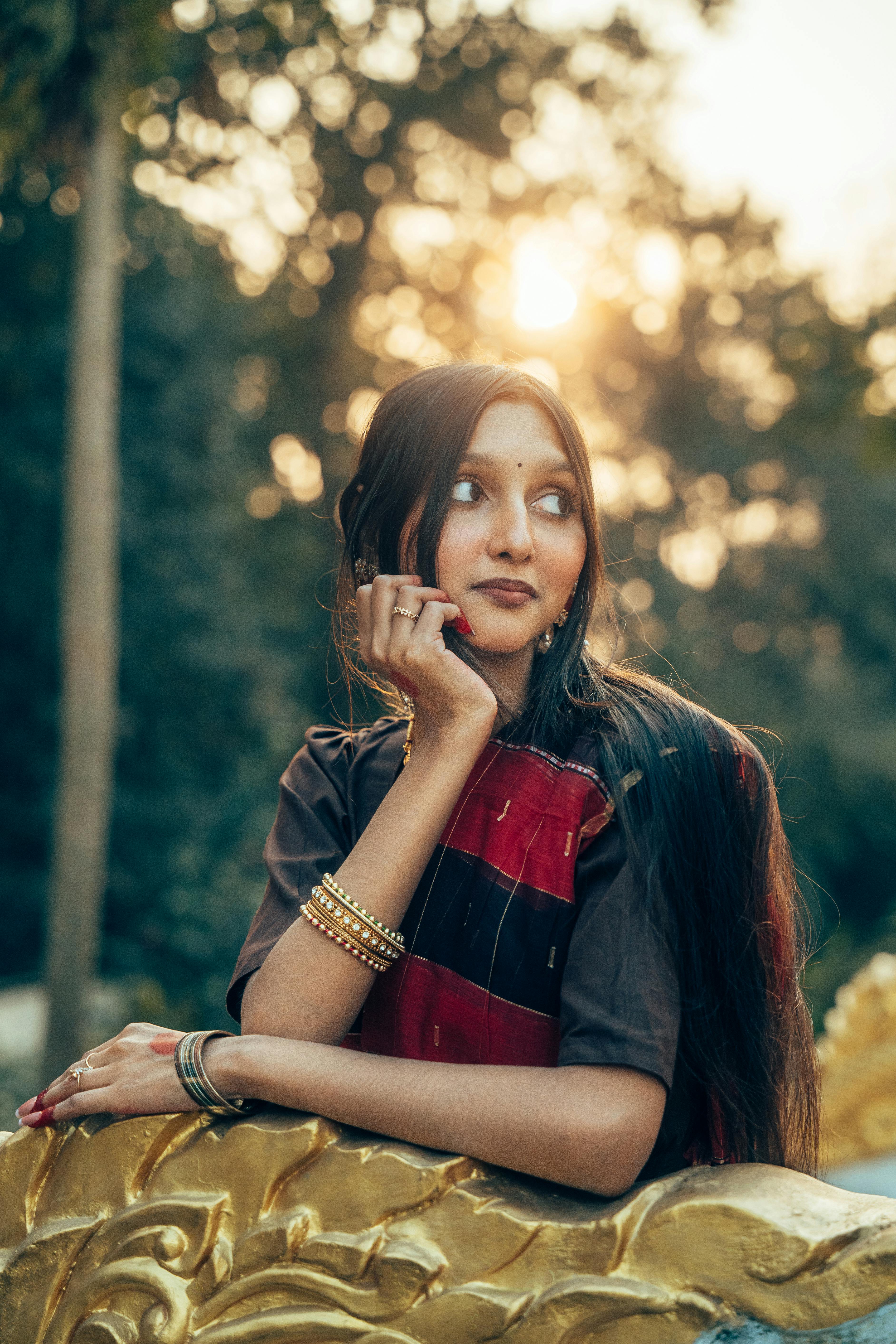 伊人影视首屏榜单海报背景图